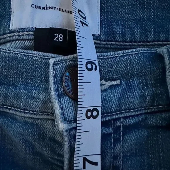 Current Elliott distressed ankle jean 28 - Picture 6 of 9